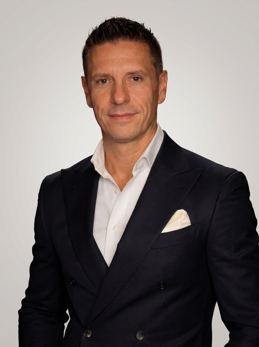 Founder of StudioCheck